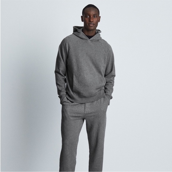 NWT! Everlane The Track Hoodie | Organic
Cotton Heather‎ Grey Hooded
Sweatshirt - Picture 11 of 11